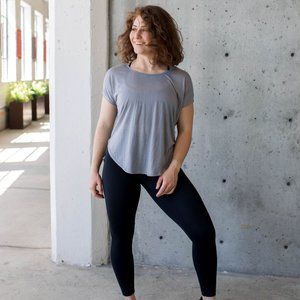 Tide tee Grey Size M very light Woman's top Preowned